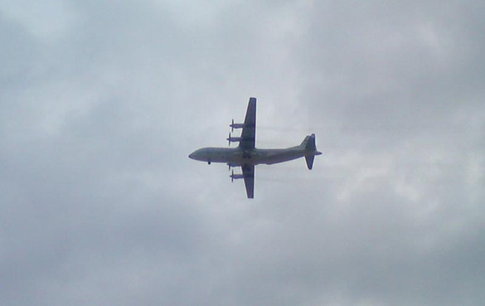 Theo các thông tin được công bố, Y-9 có tổng trọng tải 77 tấn, nặng hơn 16 tấn so với Y-8F-200. Dòng máy bay vận tải quân sự mới này của Trung Quốc có thể đạt tốc độ bay tới 650 km/giờ và tầm hoạt động là 7.800 km. Y-9 có thể vận chuyển theo 25 tấn hàng hóa hoặc 132 binh sĩ với trang bị đầy đủ. Theo các thông tin được công bố, Y-9 có tổng trọng tải 77 tấn, nặng hơn 16 tấn so với Y-8F-200. Dòng máy bay vận tải quân sự mới này của Trung Quốc có thể đạt tốc độ bay tới 650 km/giờ và tầm hoạt động là 7.800 km. Y-9 có thể vận chuyển theo 25 tấn hàng hóa hoặc 132 binh sĩ với trang bị đầy đủ.