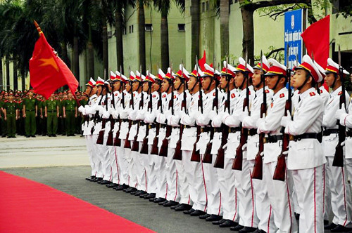 Để có lễ khai giảng chỉnh chu và long trọng này, sinh viên của trường đã có buổi tổng duyệt từ hôm trước.