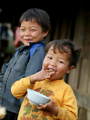 Trẻ em vùng cao. Ảnh: Lê Anh Dũng Trẻ em vùng cao. Ảnh: Lê Anh Dũng