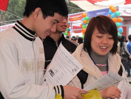 Thí sinh cần lưu ý về mã ngành các môn tuyển thẳng mà Bộ GD-ĐT đã quy định. Thí sinh cần lưu ý về mã ngành các môn tuyển thẳng mà Bộ GD-ĐT đã quy định.