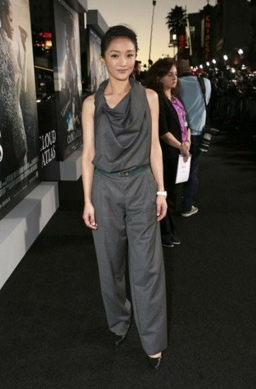 Là ngôi sao khiêm tốn của màn ảnh Hoa ngữ, không chơi trội như Phạm Băng Băng nhưng phong cách thời trang của Châu Tấn lại rất được sự chú ý của cánh báo chí. Là ngôi sao khiêm tốn của màn ảnh Hoa ngữ, không chơi trội như Phạm Băng Băng nhưng phong cách thời trang của Châu Tấn lại rất được sự chú ý của cánh báo chí.