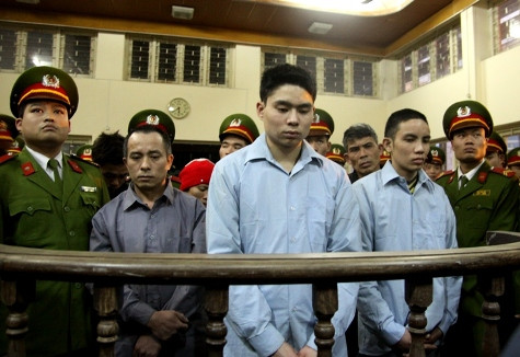 Lê Văn Luyện có thể bị kiện ra tòa án theo án dân sự Lê Văn Luyện có thể bị kiện ra tòa án theo án dân sự