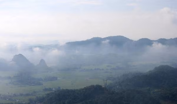 Thung Mây quanh năm mây bao phủ mang màu sắc huyền bí của xứ sở thần tiên