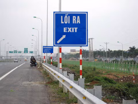 Ra lối nào đây??? - Ảnh: Autopro