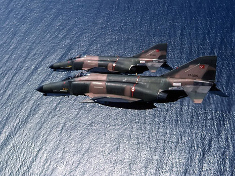 Sự việc quân đội Syria bắn hạ một máy bay trinh sát của Thổ Nhĩ Kỳ đang làm mối quan hệ hai nước trở nên rất căng thẳng.. Sự việc quân đội Syria bắn hạ một máy bay trinh sát của Thổ Nhĩ Kỳ đang làm mối quan hệ hai nước trở nên rất căng thẳng..