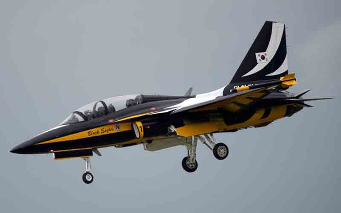 Máy bay T-50B Golden Eagle của Hàn Quốc. Máy bay T-50B Golden Eagle của Hàn Quốc.