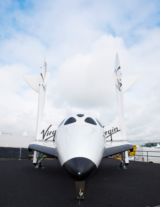 Tàu du lịch vũ trụ VSS Enterprise. Tàu du lịch vũ trụ VSS Enterprise.