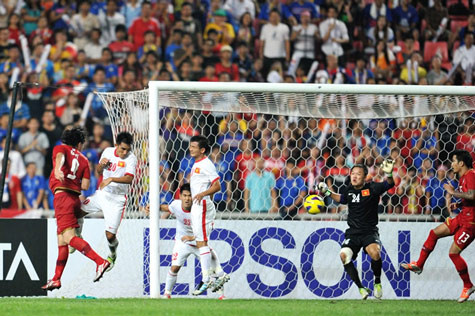 ĐTVN của năm 2012 không qua nổi vòng bảng AFF Cup 2012 với tư cách là đội đứng đầu khu vực trên BXH FIFA