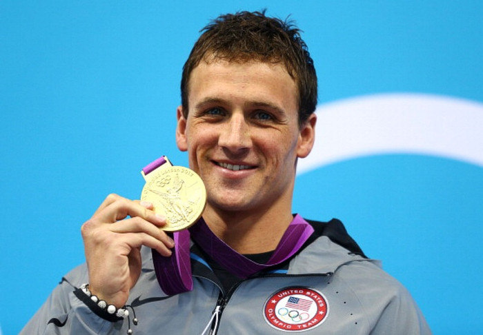 43. Ryan Lochte – Bơi: Lochte tới London với kỳ vọng rằng anh sẽ là “Michael Phelps mới”. Dù anh không đạt tới mức độ của Phelps, Lochte vẫn có 5 huy chương với 2 Vàng ở nội dung 400m tiếp sức và 800m tự do, 2 Bạc ở nội dung 200m tiếp sức và 400m tự do, cùng 1 Đồng ở nội dung bơi ngửa 200m.