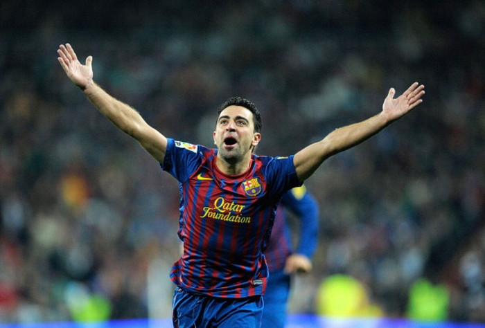 4. Xavi: Không một ai trong năm 2012 này có thể chuyền trung bình hơn 90 đường chuyền/trận với tỷ lệ chính xác trên 90% ở cả giải VĐQG và EURO 2012, ngoại trừ Xavi. Một năm không nổi bật của lão tướng này, nhưng điều đó không có nghĩa là anh không xuất sắc. Xavi đứng đầu danh sách những chân chuyền chính xác nhất châu Âu, đưa Barcelona tới chức vô địch Copa del Rey và thiết lập 2 kiến tạo để Tây Ban Nha bảo vệ thành công ngôi Quán quân châu Âu. 4. Xavi: Không một ai trong năm 2012 này có thể chuyền trung bình hơn 90 đường chuyền/trận với tỷ lệ chính xác trên 90% ở cả giải VĐQG và EURO 2012, ngoại trừ Xavi. Một năm không nổi bật của lão tướng này, nhưng điều đó không có nghĩa là anh không xuất sắc. Xavi đứng đầu danh sách những chân chuyền chính xác nhất châu Âu, đưa Barcelona tới chức vô địch Copa del Rey và thiết lập 2 kiến tạo để Tây Ban Nha bảo vệ thành công ngôi Quán quân châu Âu.