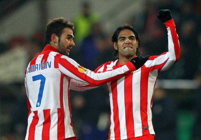Atletico Madrid - Đứng thứ nhì La Liga hiện tại, vô địch Europa League và Siêu cúp châu Âu trong năm 2012. Tác nhân: Radamel Falcao - một trong những chân sút xuất sắc nhất của năm và đang là người thứ 2 trong danh sách ghi bàn ở La Liga. Atletico Madrid - Đứng thứ nhì La Liga hiện tại, vô địch Europa League và Siêu cúp châu Âu trong năm 2012. Tác nhân: Radamel Falcao - một trong những chân sút xuất sắc nhất của năm và đang là người thứ 2 trong danh sách ghi bàn ở La Liga.