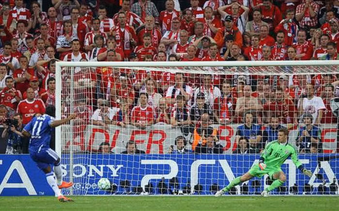 Nhưng khi chỉ còn 2 phút chính thức, Chelsea gỡ hòa sau khi Drogba đánh đầu tung lưới Neuer từ quả phạt góc của Mata. Suýt nữa Drogba trở thành tội đồ trong hiệp phụ khi đốn ngã Ribery trong vòng cấm, nhưng Robben bị Cech đánh bại trên chấm 11m. Và trong loạt đấu súng, Cech cản phá Olic và Schweinsteiger trước khi Drogba thực hiện cú đá định mệnh của sự nghiệp để mang chức vô địch Champions League đầu tiên cho Chelsea.