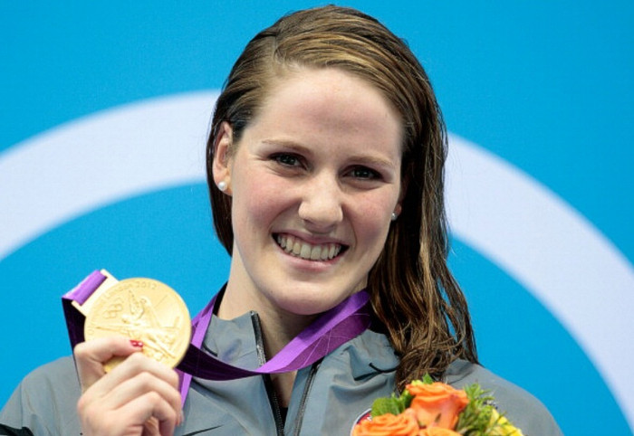 8. Missy Franklin – Bơi: VĐV bơi xuất sắc nhất thế giới năm 2012. Franklin đoạt 4 huy chương Vàng Olympic và 1 huy chương Đồng, và thưa các độc giả, cô đoạt 5 huy chương và lập 2 kỷ lục thế giới khi vẫn còn đang đi học trung học!