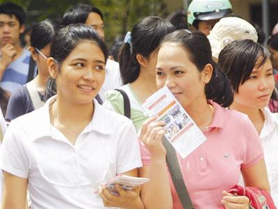 Hôm nay, bắt đầu nộp hồ sơ xét tuyển NV2