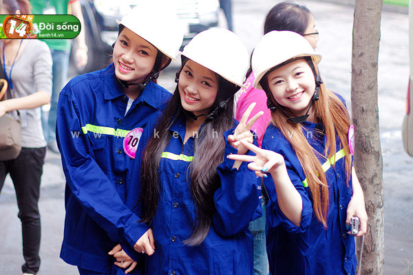 Thy Thơ, Ý Nhi và Kim Cương.