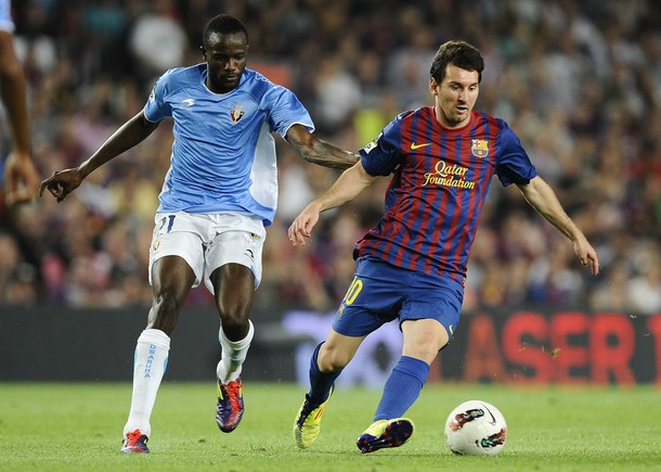 Sau hai trận "tịt ngòi", Messi cố gắng tìm lại cảm hứng ghi bàn. Sau hai trận "tịt ngòi", Messi cố gắng tìm lại cảm hứng ghi bàn.