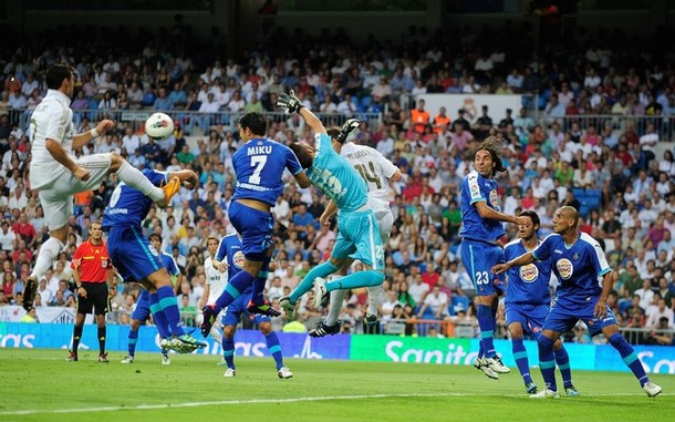 Sau đó trận đấu diễn ra rất căng thẳng. Sau đó trận đấu diễn ra rất căng thẳng.