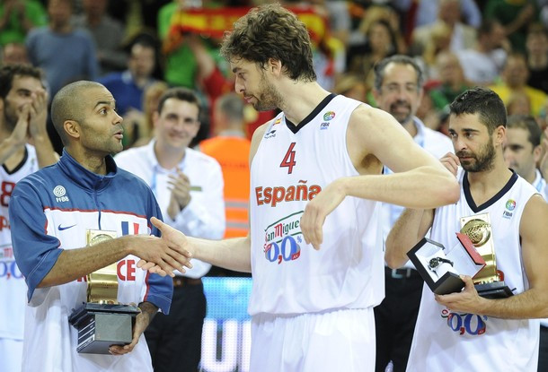 Pau Gasol, một trong những chủ công chính của Tây Ban Nha. Pau Gasol, một trong những chủ công chính của Tây Ban Nha.