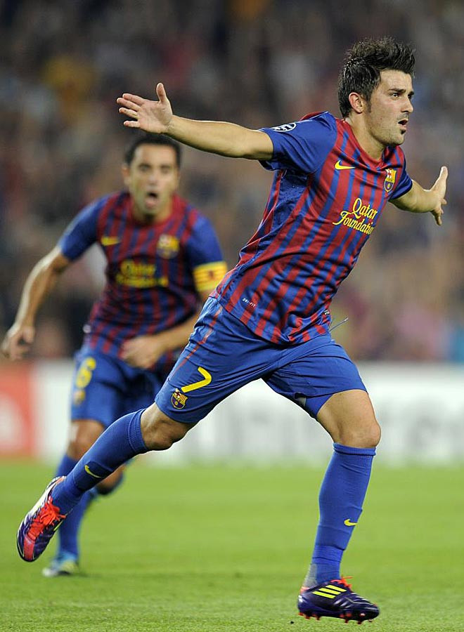 Anh đưa về bàn thắng thứ hai cho đội nhà.