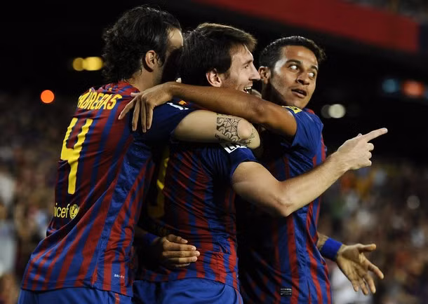 Anh hoàn tất cú hat-trick. Anh hoàn tất cú hat-trick.