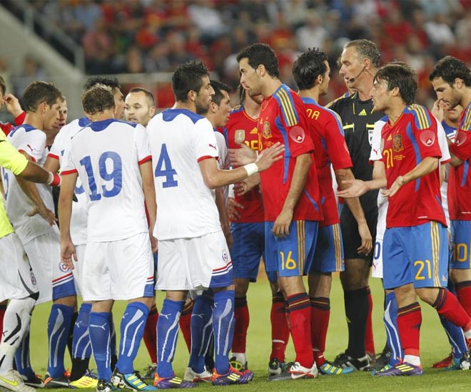 Điểm nóng không thể thiếu Sergio Ramos.