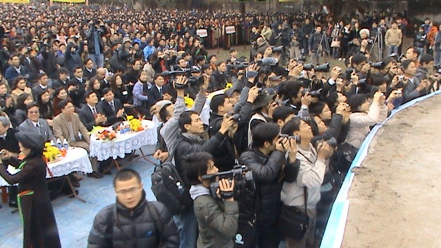 Phóng viên ghi lại khoảnh khắc này