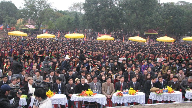 ... Và cùng hát làn điệu quan họ Bắc Ninh đông nhất - trên 3 nghìn người