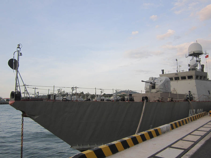 Ban đầu, Việt Nam lên kế hoạch đóng 10 tàu loại này nhưng cuối cùng, chỉ một chiếc, mang số hiệu HQ-381 được hoàn thành.