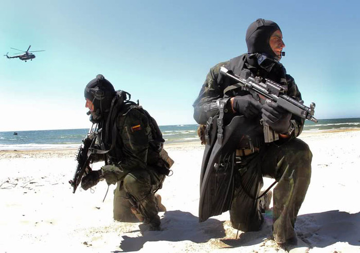 Nemirseta (ngày 11 tháng 6 năm 2012): Thủy quân lục chiến Hoa Kỳ tham gia cuộc diễn tập đa quốc gia BALTOPS 2012 tại Nemirseta. BALTOPS 2012 là cuộc tập trận có sự tham gia của 7 quốc gia thành viên NATO bao gồm Lithuania, Estonia, Mỹ, Latvia, Ba Lan, Hà Lan và Đức.