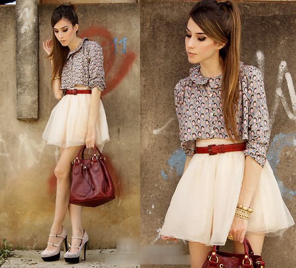 Váy voan xòe điệu đà cùng sơ mi.