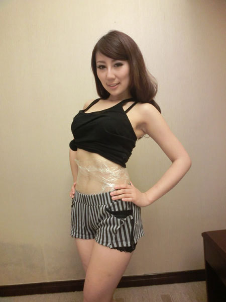 Giữ nguyên từ 20 đến 30 phút để độ nóng vùng bụng tác động sâu vào trong giúp đánh tan lớp mỡ thừa. Xem thêm: Bí quyết "eo thon thả, dáng ngọc ngà" của 10 đại mỹ nhân Trung Hoa