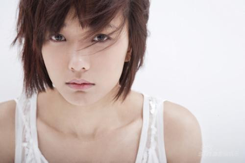 Vương Lạc Đan, một cô gái hiện đại nhưng không hề đánh mất vẻ đẹp của phụ nữ Á Đông. Vương Lạc Đan, một cô gái hiện đại nhưng không hề đánh mất vẻ đẹp của phụ nữ Á Đông.