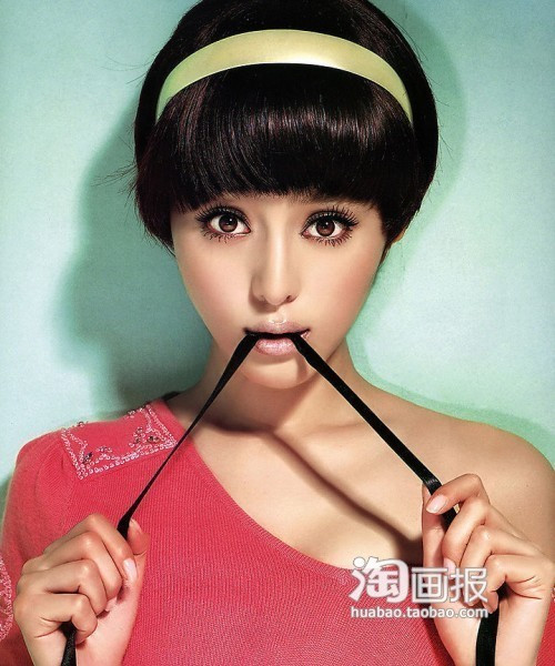 Không quá nổi bật nhưng vẫn đẹp, hợp với cách trang điểm môi nhạt chính là móng tay gam màu nude. Xem thêm: Móng tay xinh yêu "hớp hồn" bạn gái Không quá nổi bật nhưng vẫn đẹp, hợp với cách trang điểm môi nhạt chính là móng tay gam màu nude. Xem thêm: Móng tay xinh yêu "hớp hồn" bạn gái