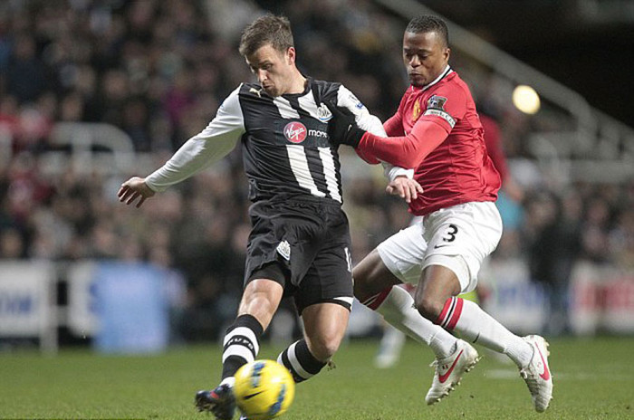 Newcastle mừng năm mới với nhà tài trợ mới Newcastle mừng năm mới với nhà tài trợ mới