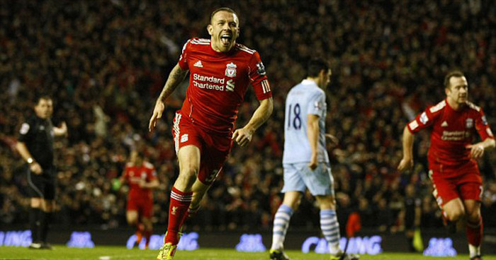 Craig Bellamy phối hợp với Glen Johnson trước khi đánh bại một Joe Hart xuất thần trong phần lớn trận đấu