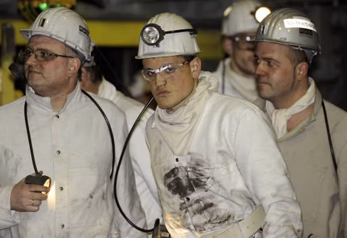 Cho dù là khó khăn và nguy hiểm nhưng các cầu thủ vẫn tỏ ra phấn khích khi được tới đây Cho dù là khó khăn và nguy hiểm nhưng các cầu thủ vẫn tỏ ra phấn khích khi được tới đây