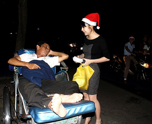 Sao Việt sau sinh tỏa sắc đến "thèm thuồng" ảnh 4 "Thèm thuồng" số đo của sao Việt sau sinh, Làm đẹp, giam can, giam can sau sinh, bao phu nu, lam dep, thoi trang