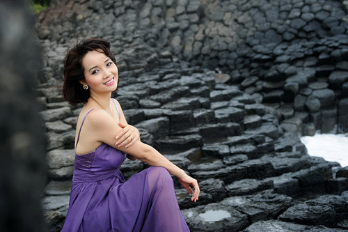 Mái tóc ngắn giúp Mai Thu Huyền thêm trẻ trung Mái tóc ngắn giúp Mai Thu Huyền thêm trẻ trung