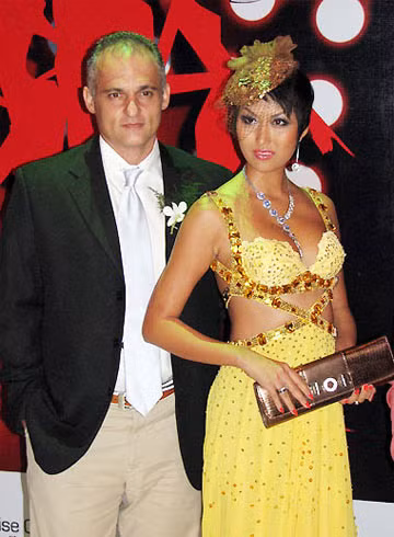 Phi Thanh Vân phát phì vì mặc bóng bẩy, Thời trang, top mac xau mac dep, thoi trang, sao mac beo,