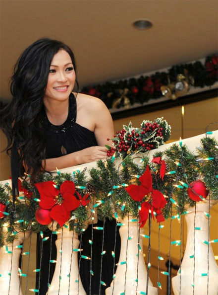 Phương Thanh thoải mái thả mình tận hưởng không khí Noel tràn ngập Phương Thanh thoải mái thả mình tận hưởng không khí Noel tràn ngập