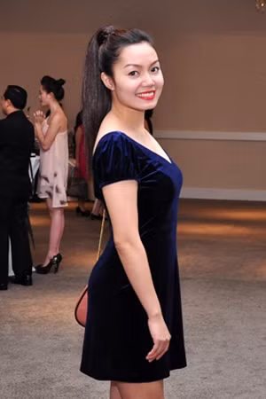 Mặc đồ nhung sexy như sao Việt, Thời trang, thoi trang sao, trang phuc nhung, thoi trang, phong cach sao, sexy,