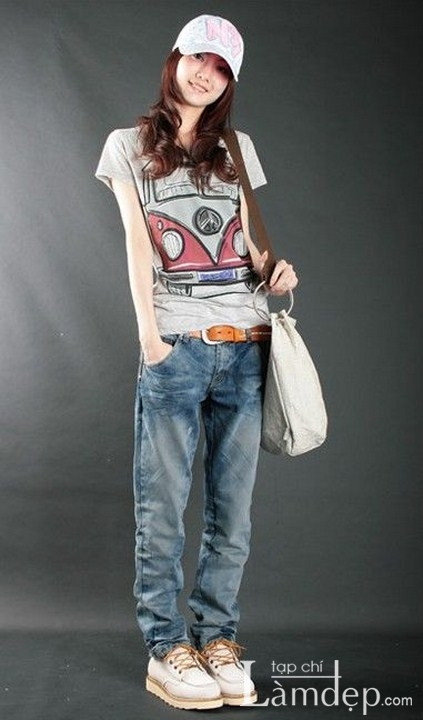 Nếu skinny jean dành cho bạn gái thích thể hiện sự sexy, quyến rũ, nữ tính, baggy jeans lại dành cho ai đó thích cá tính, mạnh mẽ, phủi bụi hơn. Xem thêm: Xu hướng quần ống suông/Xu hướng quần loe