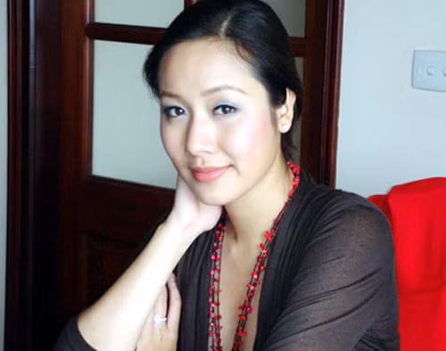 Ngô Phương Lan luôn khiến người đối diện cảm thấy yêu mến bởi gương mặt thanh tú, nụ cười hiền và trìu mến. Ảnh: VOV Xem thêm: Hoa hậu Nguyễn Thị Huyền/Hoa hậu Dương Thùy Linh/Hoa hậu Hàn Quốc