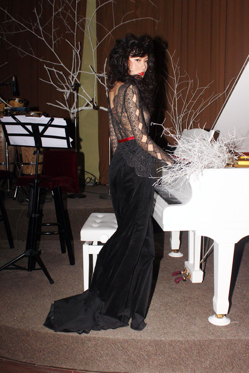 Xem thêm: Thời trang sao Việt/Thời trang sao Hollywood/Thời trang sao Hoa ngữ/Thời trang sao Hàn