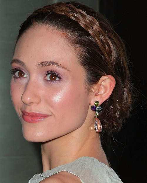 Các ngôi sao chọn các kiểu tết đẹp mắt và quan trọng hơn cả là chúng đặc biệt phù hợp với trang phục, phụ kiện đi kèm. Điều đó đã khiến báo chí, người hâm mộ ca tụng họ xinh đẹp như thiên thần. Xem thêm: Mốt tóc ướt/Tóc búi updo/Tóc Bob giả Các ngôi sao chọn các kiểu tết đẹp mắt và quan trọng hơn cả là chúng đặc biệt phù hợp với trang phục, phụ kiện đi kèm. Điều đó đã khiến báo chí, người hâm mộ ca tụng họ xinh đẹp như thiên thần. Xem thêm: Mốt tóc ướt/Tóc búi updo/Tóc Bob giả