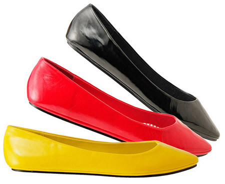 Bà bầu nên đi giày bệt.