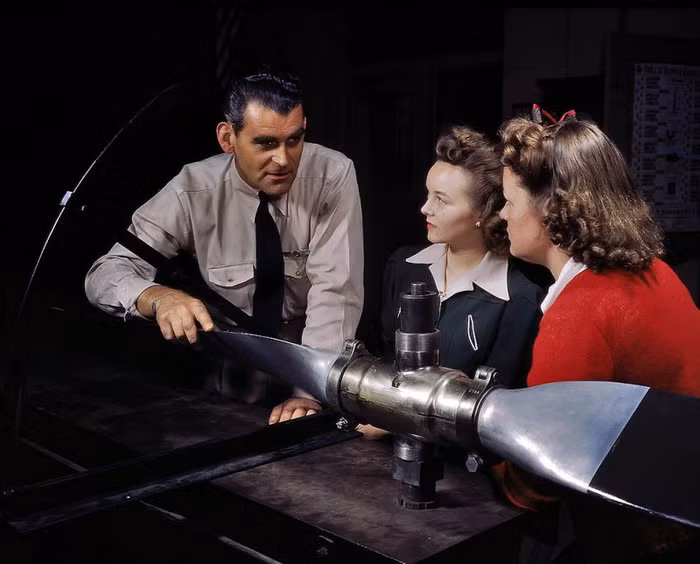 Sinh viên tại trường trung học Washington ở Los Angeles, 1942.