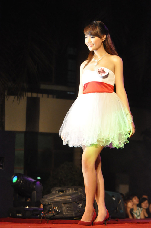 Cuộc sống phổ cổ thú vị của Hoa khôi ĐH Lao động