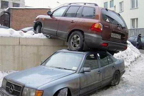 Hiềm khích gì mà ra nông nỗi này? Hiềm khích gì mà ra nông nỗi này?