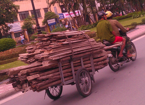 Chụp trên phố Nguyễn Chí Thanh, Hà Nội. Ảnh: Đinh Bảo Việt